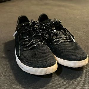 Sorel waterproof Out N About sneakers. Black Women size 10